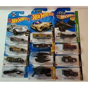 Hot Wheels Batmobile's Lot of 12‎ Versions
